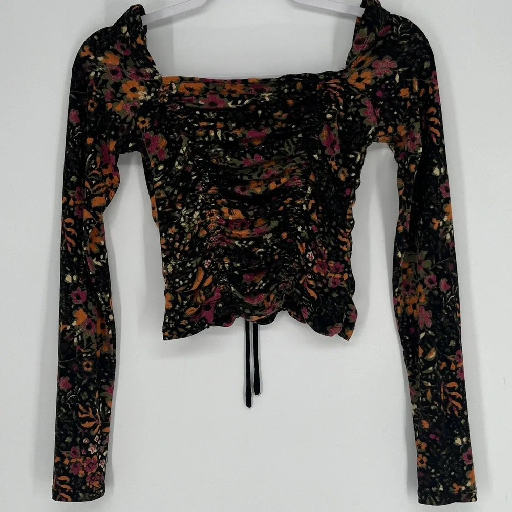 Free People Floral Ruched‎ Crop Top XS Black Long Sleeve Boho Coquette